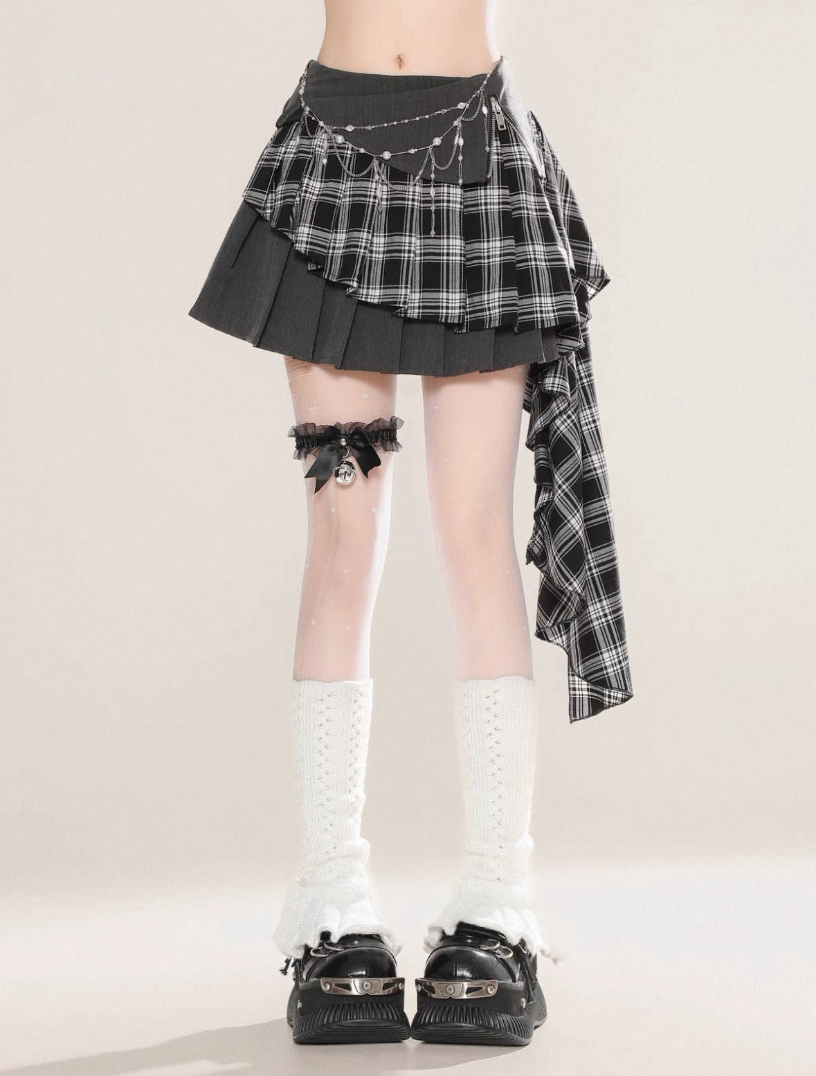 Silver Chain Plaid Pleats